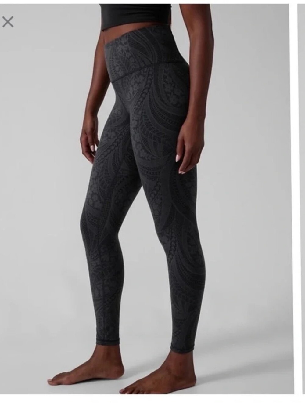 Athleta Elation Textured Tight in Dreamweaver Black Small Tall